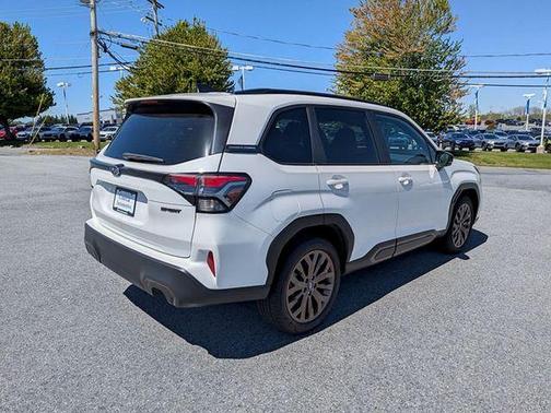 Crystal White Pearl 2026 Subaru Forester Sport