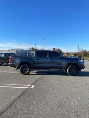 2022 Toyota Tacoma SR