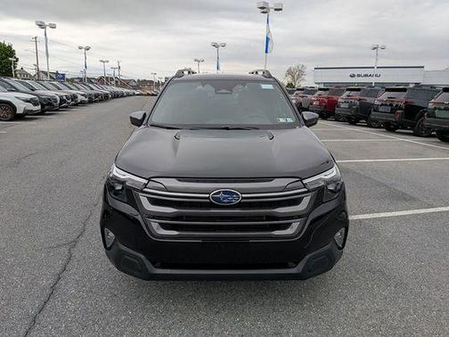 Black / Silver 2026 Subaru Forester Premium
