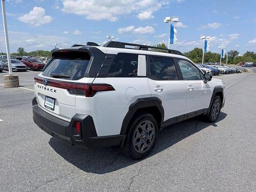 White Pearl 2026 Subaru Outback Premium