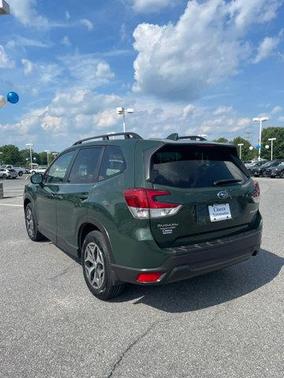 2022 Subaru Forester Premium