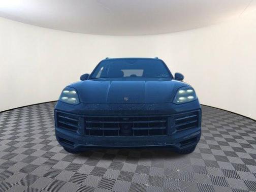 2024 Porsche Cayenne Base