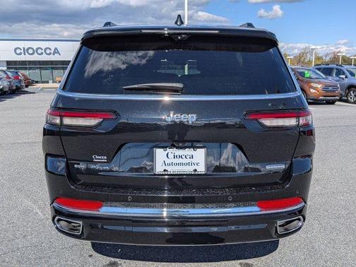 2022 Jeep Grand Cherokee L Overland