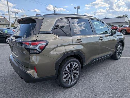2025 Subaru Forester Hybrid Touring