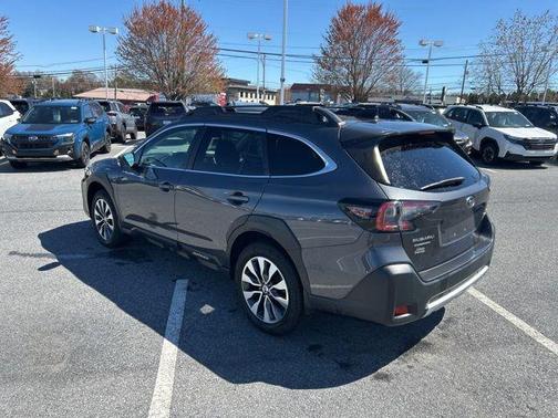 Magnetite Gray Metallic 2023 Subaru Outback Limited