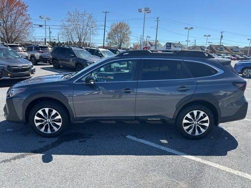 Magnetite Gray Metallic 2023 Subaru Outback Limited