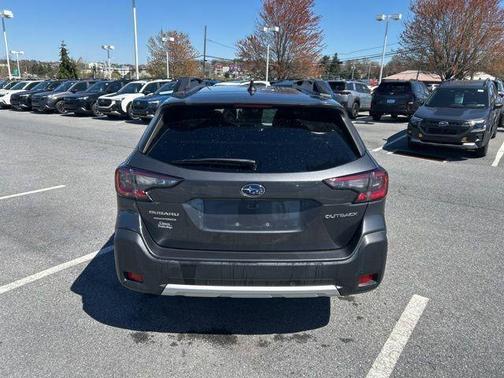 Magnetite Gray Metallic 2023 Subaru Outback Limited