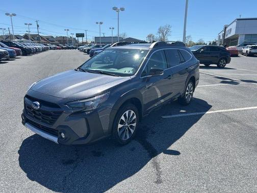 Magnetite Gray Metallic 2023 Subaru Outback Limited