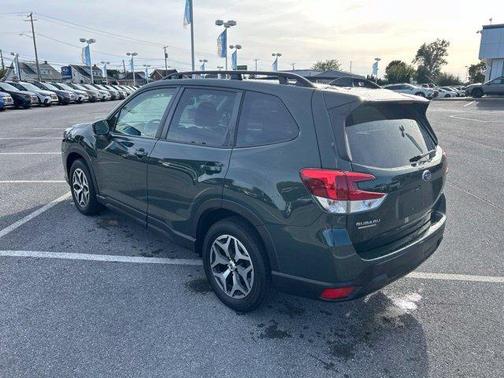 Cascade Green Silica 2023 Subaru Forester Premium