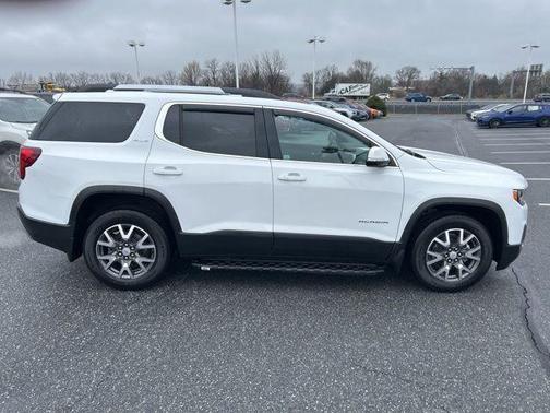 Summit White 2021 GMC Acadia SLE