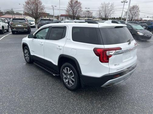 Summit White 2021 GMC Acadia SLE