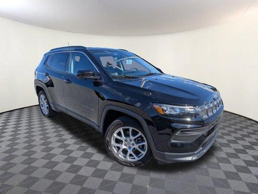 2022 Jeep Compass Latitude Lux