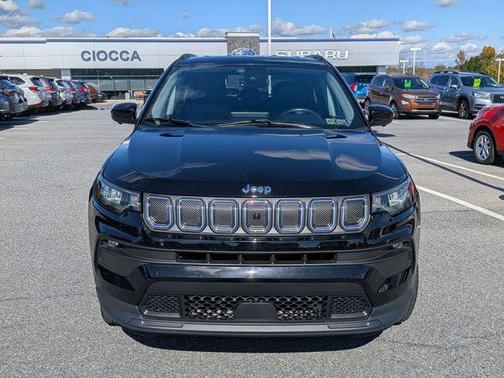 2022 Jeep Compass Latitude Lux