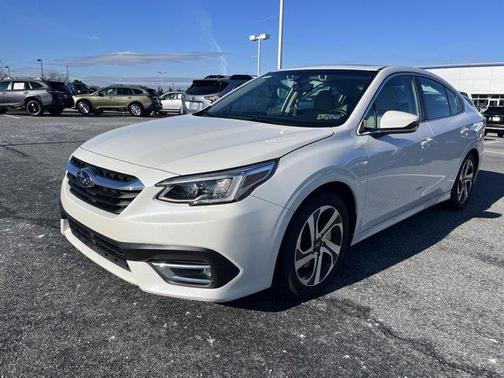 Photo 4 of 5 of 2022 Subaru Legacy