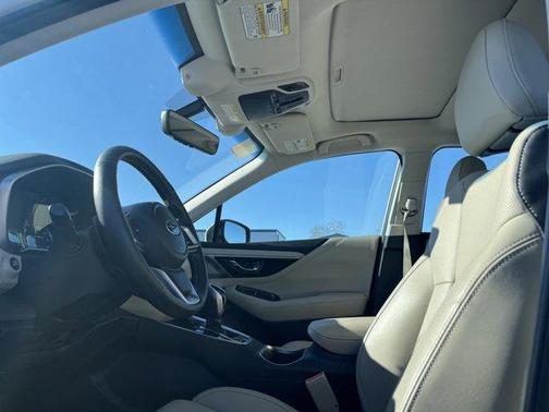 Photo 5 of 5 of 2022 Subaru Legacy