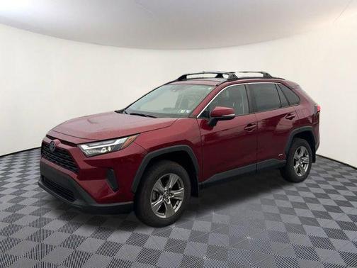 2022 Toyota RAV4 Hybrid XLE