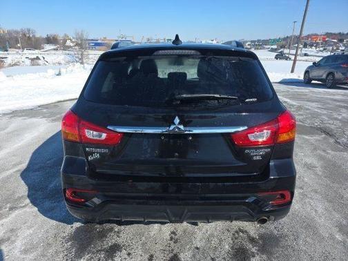 2018 Mitsubishi Outlander Sport 2.4 SEL