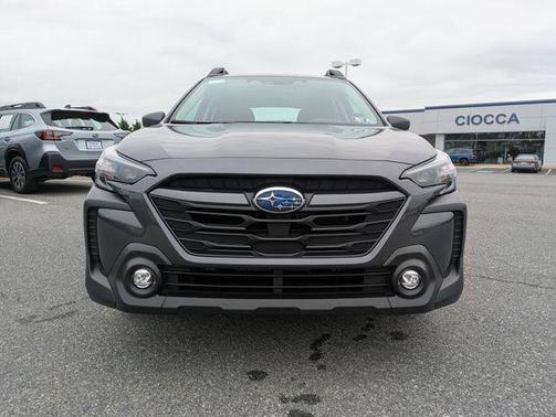 2025 Subaru Outback Base