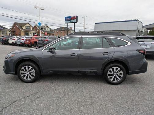 2025 Subaru Outback Base