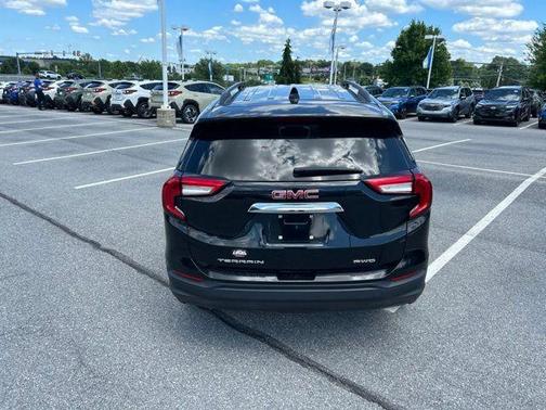 Ebony Twilight Metallic 2023 GMC Terrain SLE