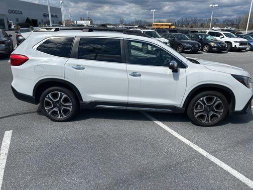 Crystal White Pearl 2023 Subaru Ascent Touring 7-Passenger