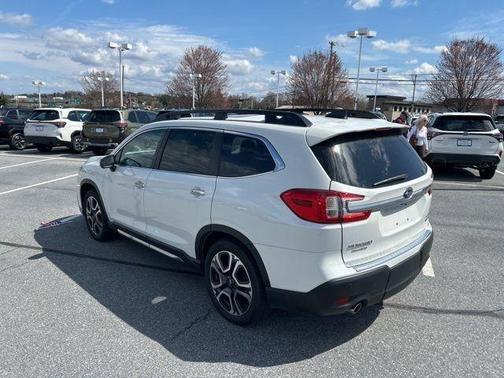 Crystal White Pearl 2023 Subaru Ascent Touring 7-Passenger