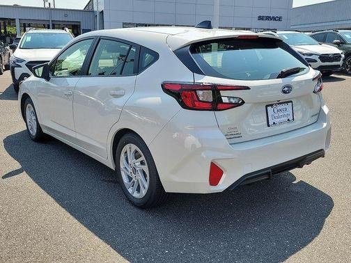 2025 Subaru Impreza Base