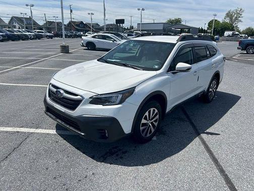Crystal White Pearl 2020 Subaru Outback Premium