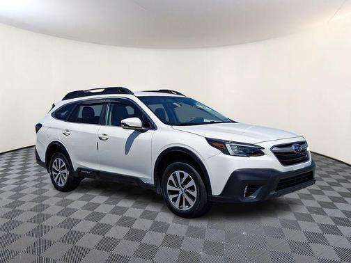 Crystal White Pearl 2020 Subaru Outback Premium