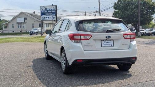 2019 Subaru Impreza 2.0i