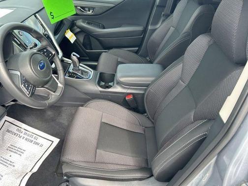 Ice Silver Metallic 2025 Subaru Outback Premium