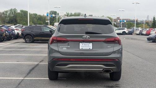 2022 Hyundai SANTA FE SE