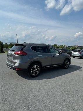 2017 Nissan Rogue SL