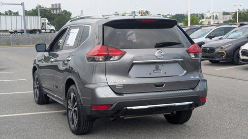 2017 Nissan Rogue SL