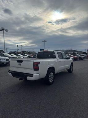 2022 Nissan Frontier SV