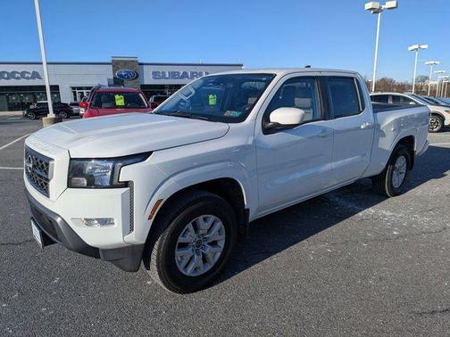 2022 Nissan Frontier SV