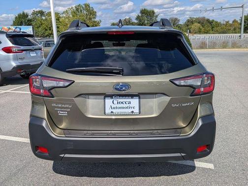 2025 Subaru Outback Premium