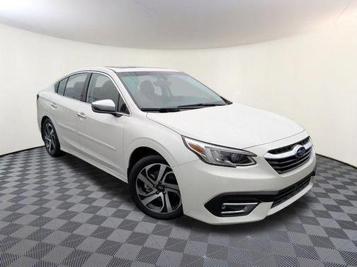 Crystal White Pearl 2022 Subaru Legacy Touring XT