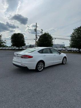 2019 Ford Fusion Hybrid SE