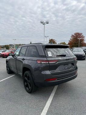 2023 Jeep Grand Cherokee Altitude