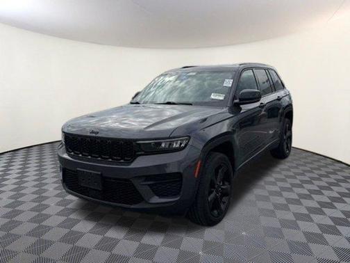 2023 Jeep Grand Cherokee Altitude