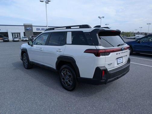 White Pearl 2026 Subaru Outback Premium