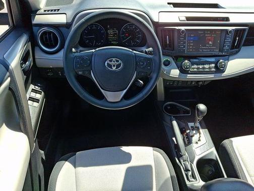 Pearl 2018 Toyota RAV4 Adventure