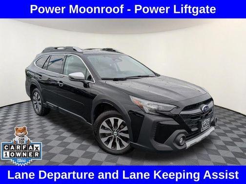 Crystal Black Silica 2025 Subaru Outback Touring XT
