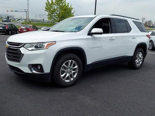 Photo 3 of 32 of 2019 Chevrolet Traverse LT Cloth