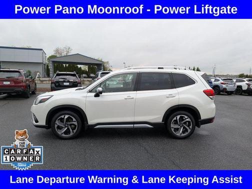 Crystal White Pearl 2023 Subaru Forester Touring
