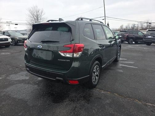 2023 Subaru Forester 2.5i Premium