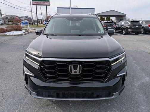 2023 Honda Pilot Touring