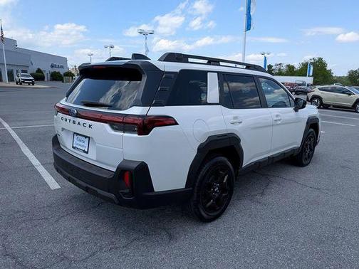 White Pearl 2026 Subaru Outback Limited