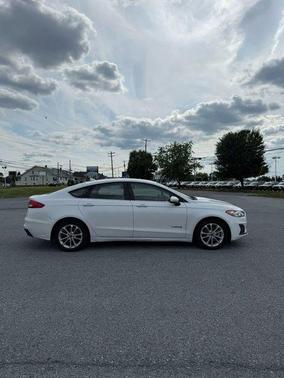 2019 Ford Fusion Hybrid SE